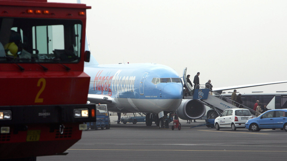 Πυροσβέστες - Πυροσβεστική - αεροδρόμιο