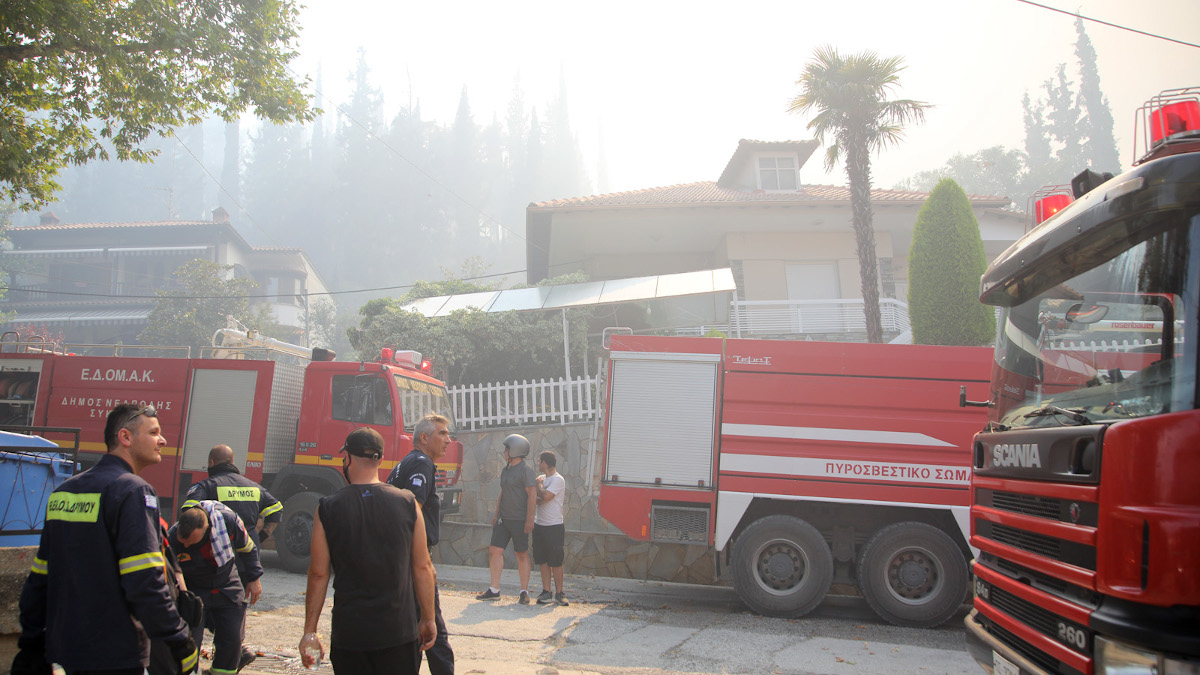Δερβένι Ωραιόκαστρου: Δύο άνθρωποι απανθρακώθηκαν - Επιλεκτικά ανίκανο το αστικό κράτος