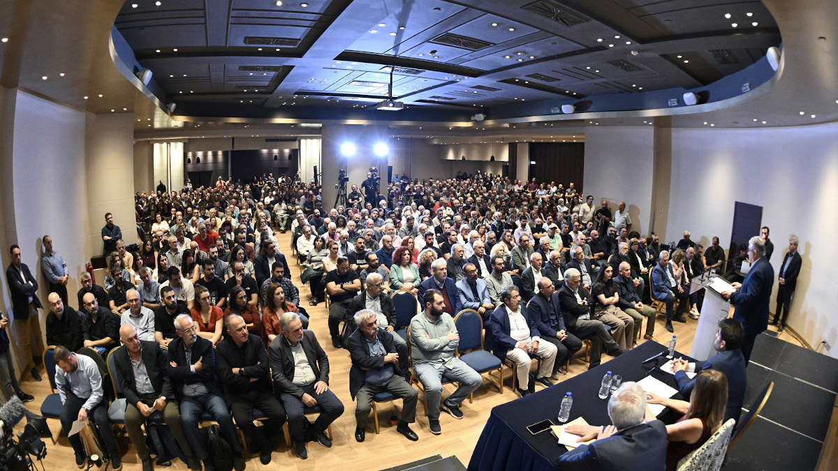 Δ. Κουτσούμπας: Για να νικήσει η πατρίδα των ανθρώπων του μόχθου - Για να νικήσουν οι λαοί